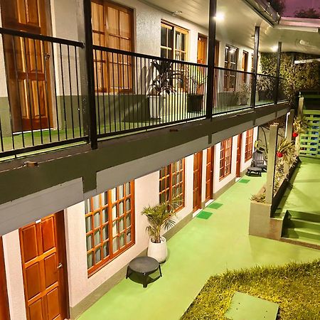 Tupa Hotel Iguazu Puerto Iguazú Extérieur photo