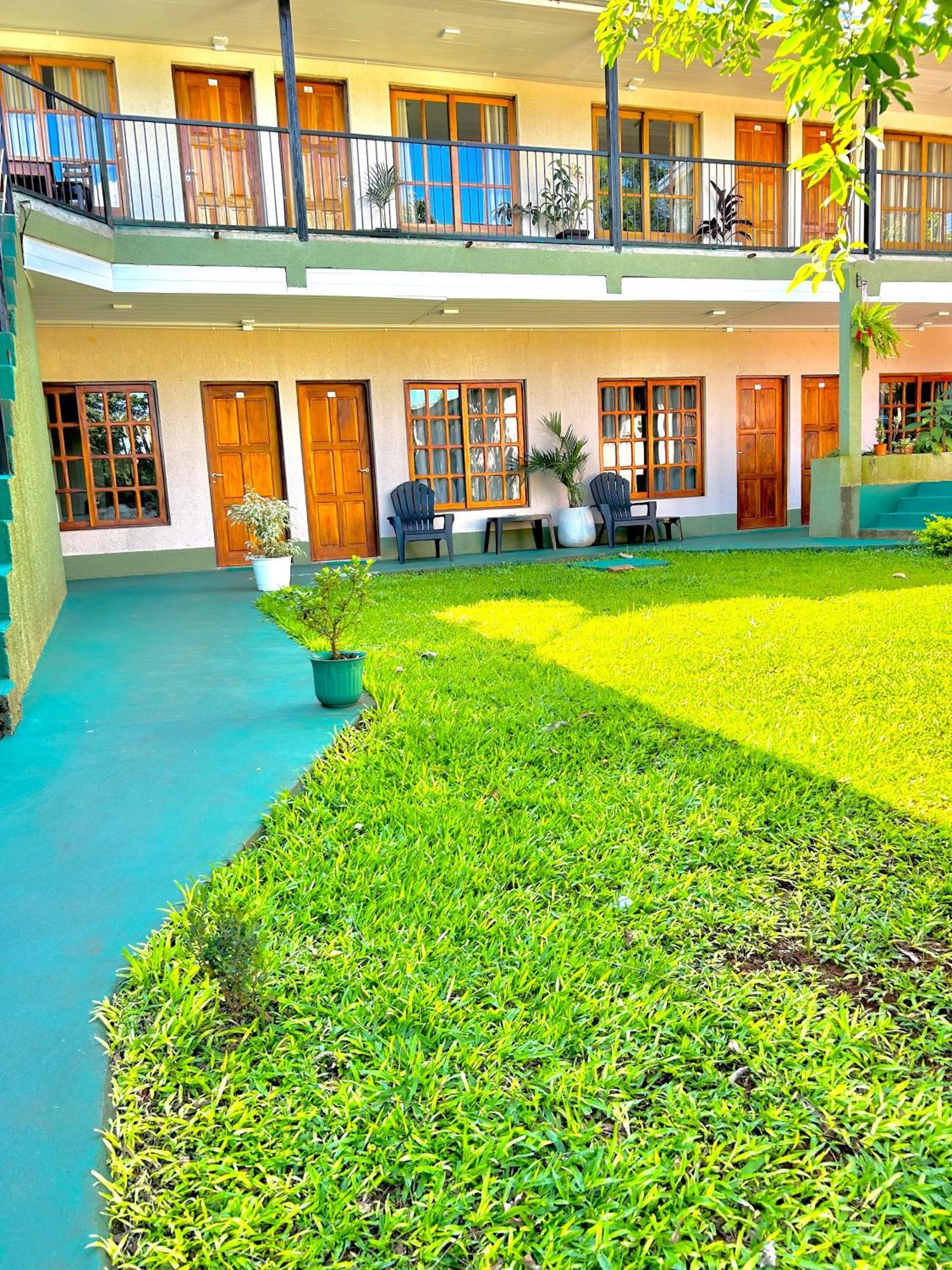 Tupa Hotel Iguazu Puerto Iguazú Extérieur photo